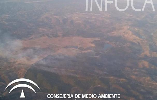 Extinguido el incendio forestal de Santa Olalla del Cala, cuyo perímetro afecta a 374 hectáreas