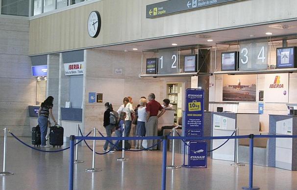 Los aeropuertos de CyL ganan pasajeros en julio a excepción de Salamanca que pierde un 7,4 por ciento