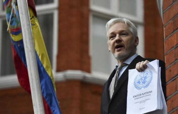 Julian Assange ha colaborado con el Govern para hacer la web alternativa del referéndum