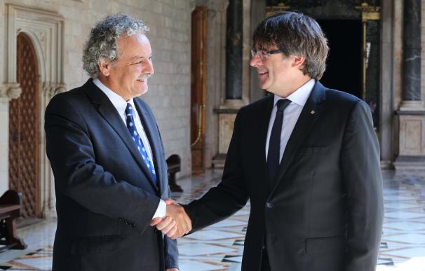 Puigdemont se reune con el Nobel de la Paz Ahmed Galai