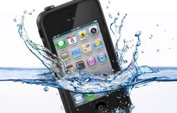 Waterrevive, el invento español que arregla móviles mojados a la conquista de EEUU