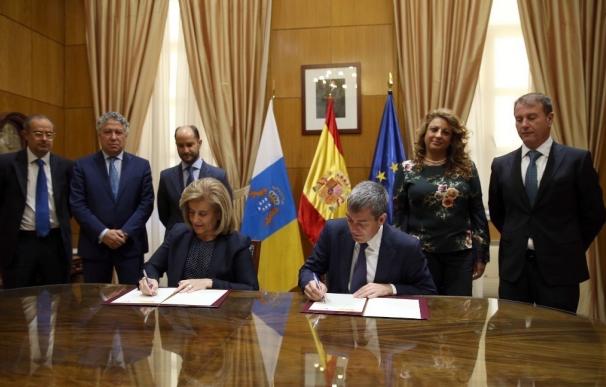 Empleo y el Gobierno de Canarias firman un PIE dotado con 42 millones destinado a crear "empleo real"