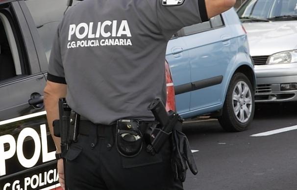 La Policía Canaria interviene 4.300 objetos falsificados valorados en un millón de euros entre 2016 y 2017
