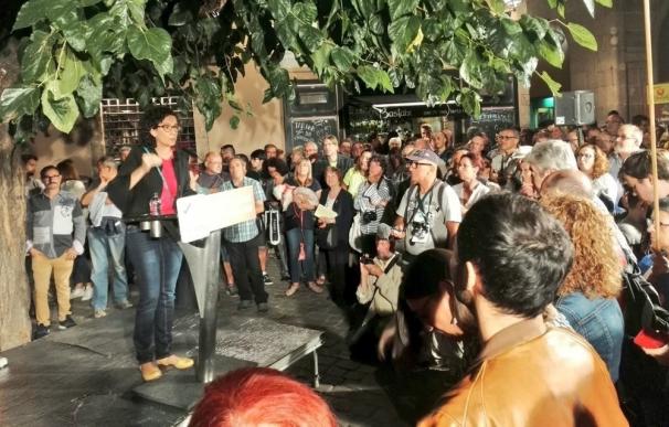 ERC y PDeCAT reivindican el 1-O en las ofrendas al Fossar de les Moreres de Barcelona