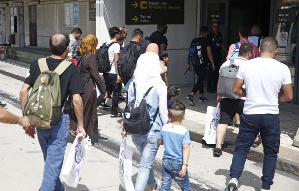 Un total de 164 refugiados de nacionalidad siria, irquí y yemení llegan a España procedentes de Grecia