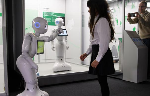 Las empresas británicas compensarán con robots la marcha de empleados que causará el Brexit