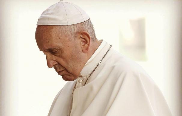 El Papa Francisco suplica a Dios liberar al mundo del terrorismo