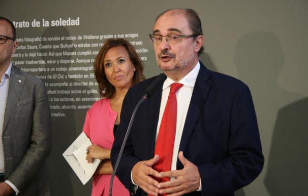 Lambán se presentará a las primarias del PSOE-Aragón y subraya que su candidatura está "alineada con Ferraz"