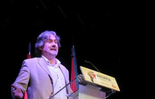 Pello Urizar (EA) muestra su apoyo al referéndum del 1-O y llama a crear "un segundo frente a favor de la democracia"