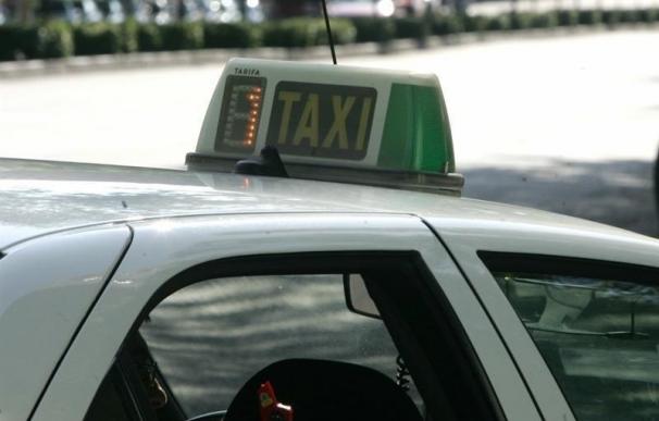 Detenido un taxista tras dar positivo en las pruebas de alcoholemia