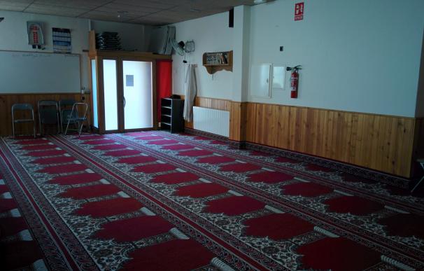 Los Mossos investigan la mezquita donde trabajaba el imán de Ripoll (Girona)