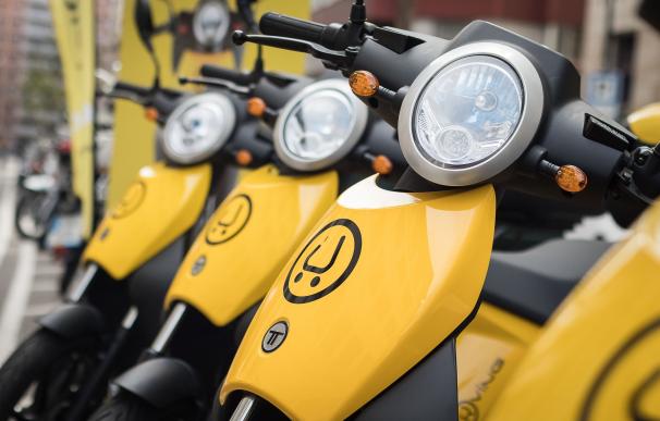Muving triplicará en un mes las 50 motocicletas eléctricas que circulan por la ciudad