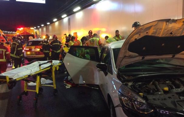 Herido el conductor de un coche M-30 (Madrid) al ser embestido por otro cuyo conductor se ha fugado