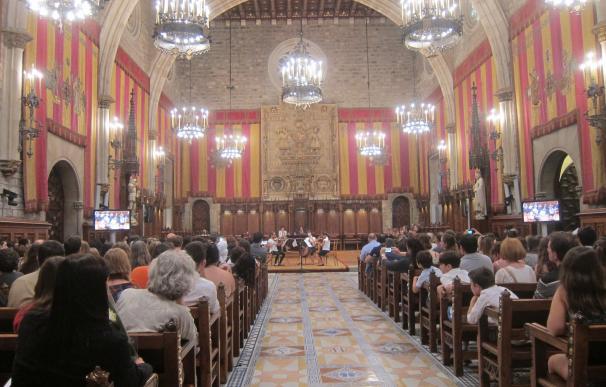 El Ayuntamiento de Barcelona habilitará su Saló de Cent como espacio de luto