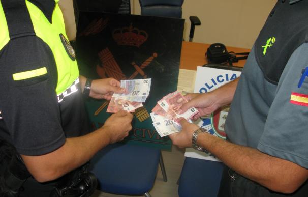 Detenidos dos vecinos de Baena acusados de usar billetes falsos para comprar en varios comercios