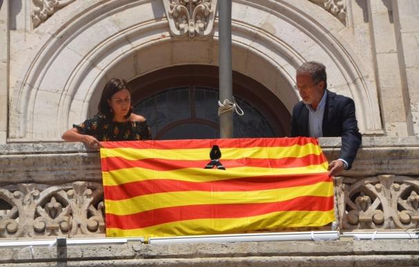 Señera con crespón negro, banderas a media asta y Ayuntamiento a oscuras mostrarán el duelo de Valladolid