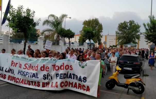 Unas 5.000 personas se manifiestan en La Línea en protesta por la situación sanitaria
