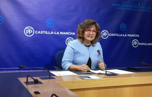 PP: "Después del escándalo de la foto con Junqueras, Molina vuelve a generar otro acto indignante reuniéndose con Colau"