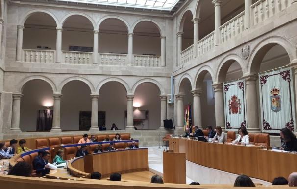 Ceniceros responderá en el pleno sobre presupuestos 2018, inicio del curso escolar, futuro de la UR o Cataluña