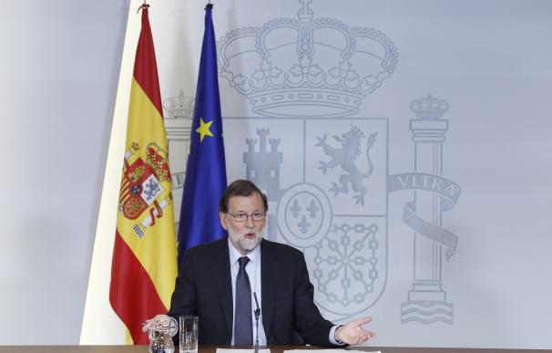 Rajoy, sobre la creación de un registro de imanes: "No se deben tomar decisiones en caliente"