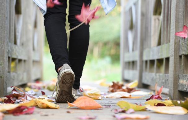 Vinculan la lentitud al caminar con un mayor riesgo de muertes cardiovasculares