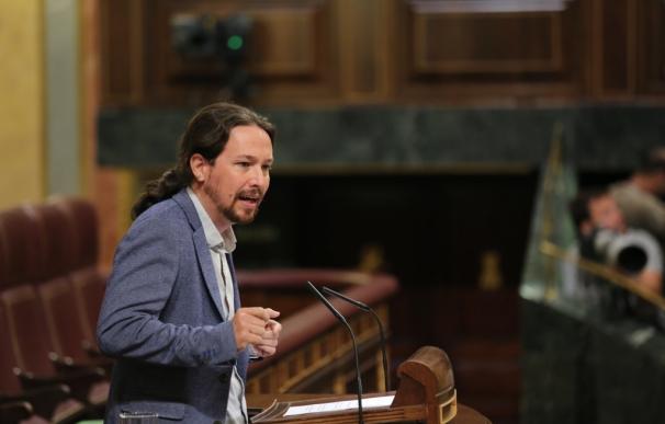 Pablo Iglesias muestra su apoyo al alcalde de Alaró que denunció que le habían lanzado un cordero muerto a su casa