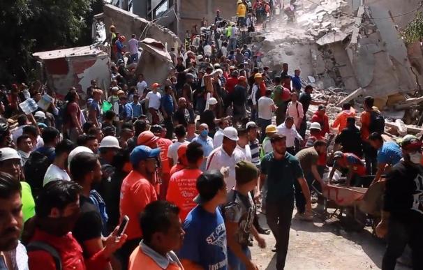 Exteriores confirma la muerte de un español en el terremoto de México y trata de localizar a una decena