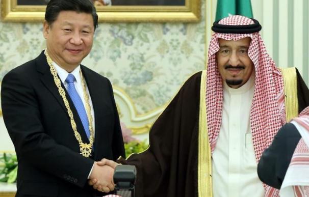 Arabia Saudí y China firman un pacto de inversión de 59.000 millones de euros