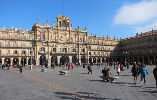 La Plaza Mayor de Salamanca acogerá el 16 de septiembre un concierto de la Frontera y Versión Imposible