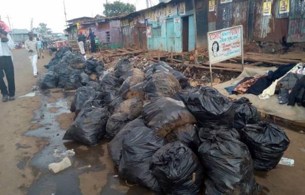 Kenia prohíbe las bolsas de plástico con multas de hasta 32.000 euros y penas de prisión de hasta 4 años