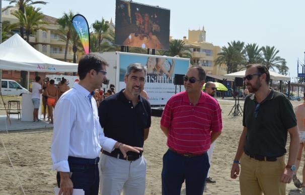 La acción directa en playas de Andalucía para fidelizar al viajero supera los 27.000 impactos