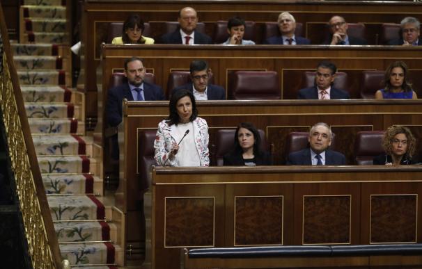 El PSOE reafirma ante Rajoy su apoyo al Gobierno contra el referéndum: No necesitamos resoluciones "oportunistas"