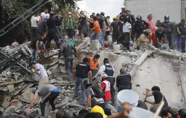 Más de 200 muertos en el centro de México tras un terremoto de magnitud 7,1