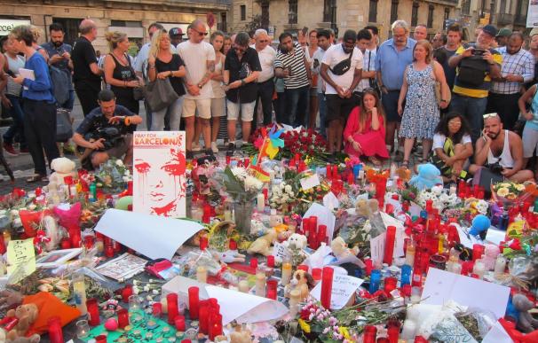 Una treintena de organizaciones religiosas condenan los atentados y la "manipulación" de la religión