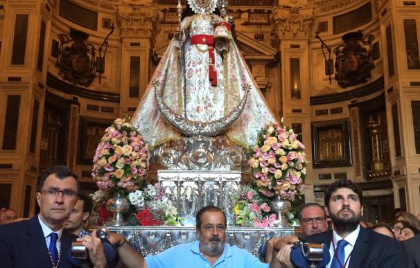Más de 800.000 personas acompañan a la Virgen de la Fuensanta en su Romería hacia el Santuario
