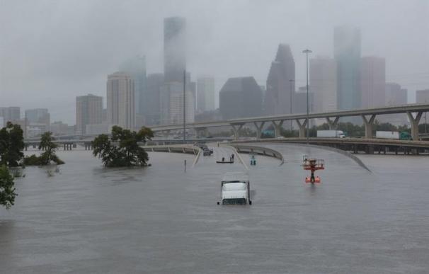 'Harvey' se desplaza hacia Misisipi tras dejar 37 muertos y 32.000 desplazados en Texas y Luisiana