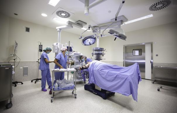 Sanidad contrata 21 nuevos equipos quirúrgicos con un coste de 1,5 millones para reducir las listas de espera
