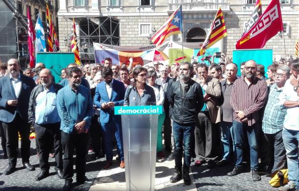 Òmnium y la ANC llaman a los catalanes a concentrarse ante la Consejería de Economía