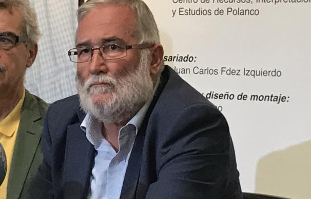 El consejero de Educación de Cantabria dice que sólo ha sido "desleal" al "ego" del secretario general del PSOE cántabro