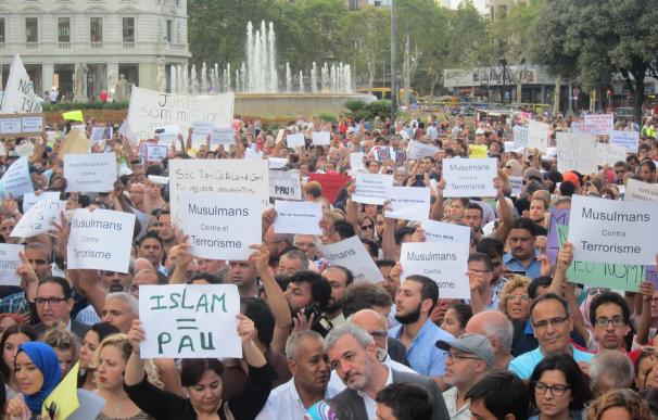 La comunidad musulmana catalana clama contra el terrorismo en Barcelona