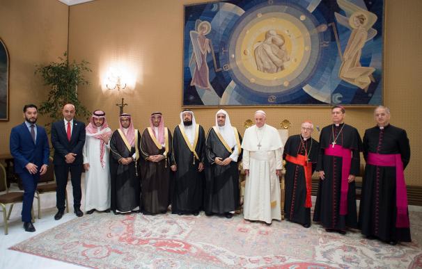 El Papa se reúne con el representante de la Liga Mundial Islámica