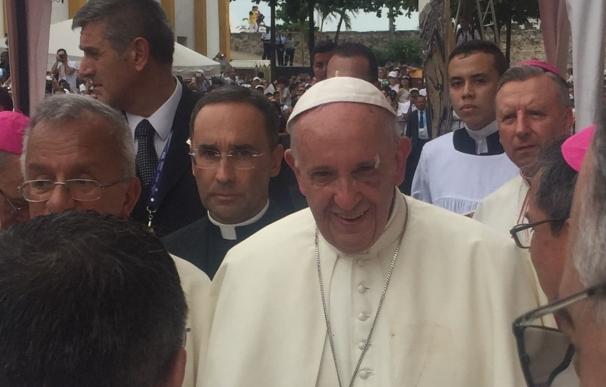 Osoro califica de "camino de paz y reconciliación" su visita junto al Papa a Colombia