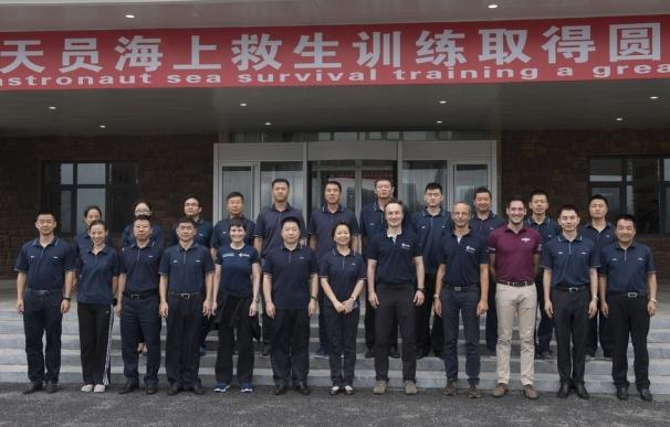Astronautas de la ESA participan por primera vez en entrenamientos de supervivencia marina con astronautas chinos