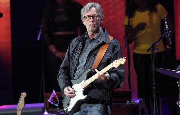 Eric Clapton admite que "no fue fácil" para él ver el nuevo documental sobre su vida
