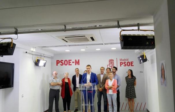 Impiden el acceso a Miguel Urbán e Ione Belarra (Podemos) a la sala de inadmitidos de Barajas