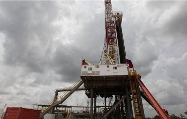 La OPEP confía en el fin del exceso de oferta en el mercado del petróleo