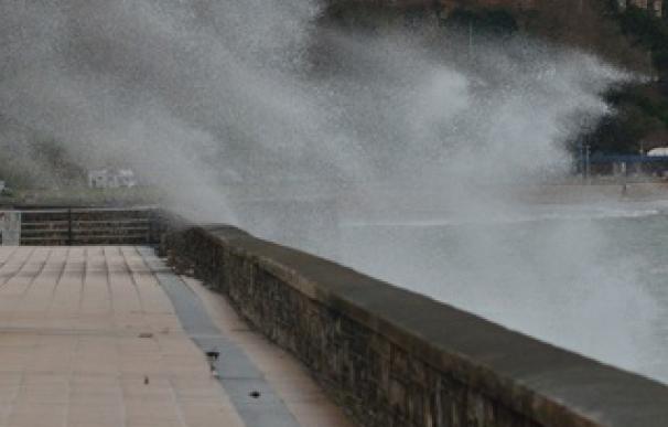 Concluye el aviso amarillo por lluvias intensas en Euskadi y se mantiene hasta el martes el de riesgo marítimo-costero