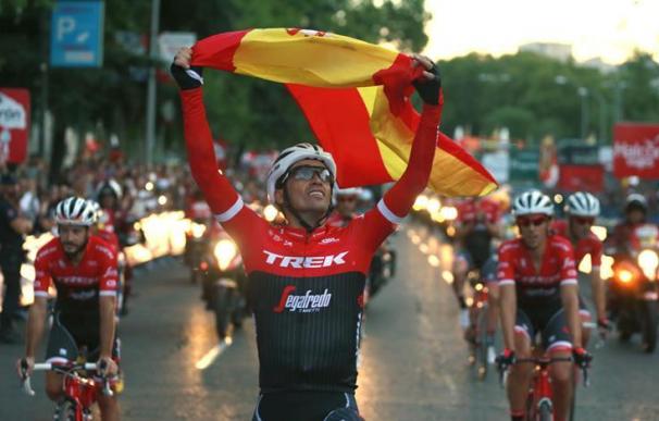 Froome gana La Vuelta y Contador emociona en su despedida del ciclismo