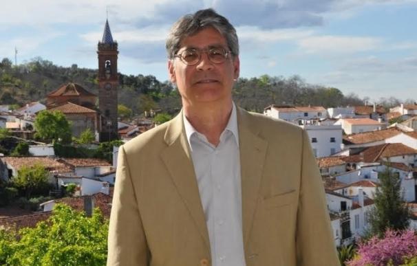 José Luis Pérez Tapias encabezará una precandidatura alternativa a la de Maíllo para la XXI Asamblea de IULV-CA