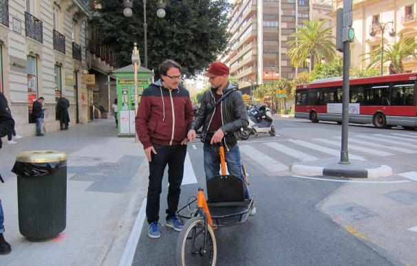 Ayuntamiento rescinde el contrato con la empresa del carril bici de Av. del Cid y hará un nuevo plan de obras